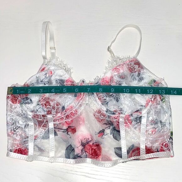 Eyelash Lace Flower Open Back Sheer Adjustable Strap Crop Cami - Picture 10 of 10